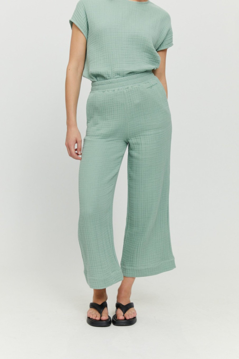 DAMEN Mazine | Donda Pants