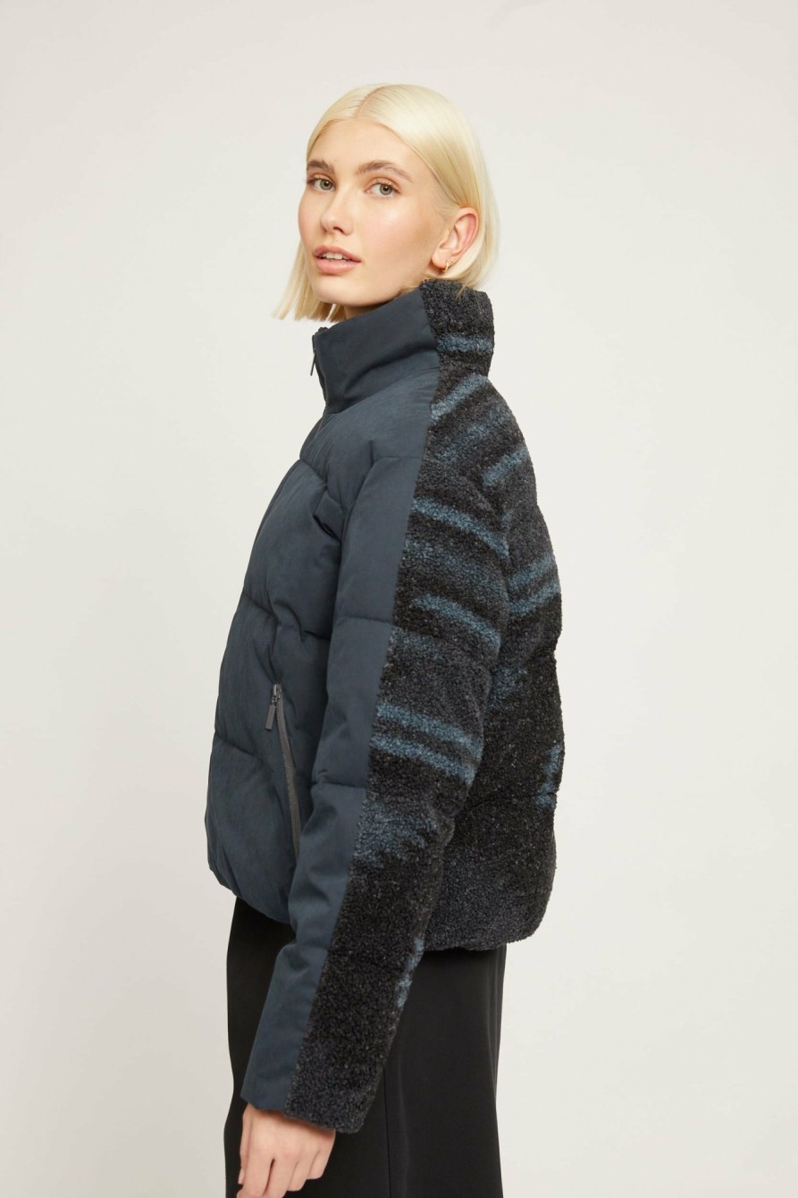 DAMEN Mazine | Arley Puffer Jacket Ink Blue/Printed