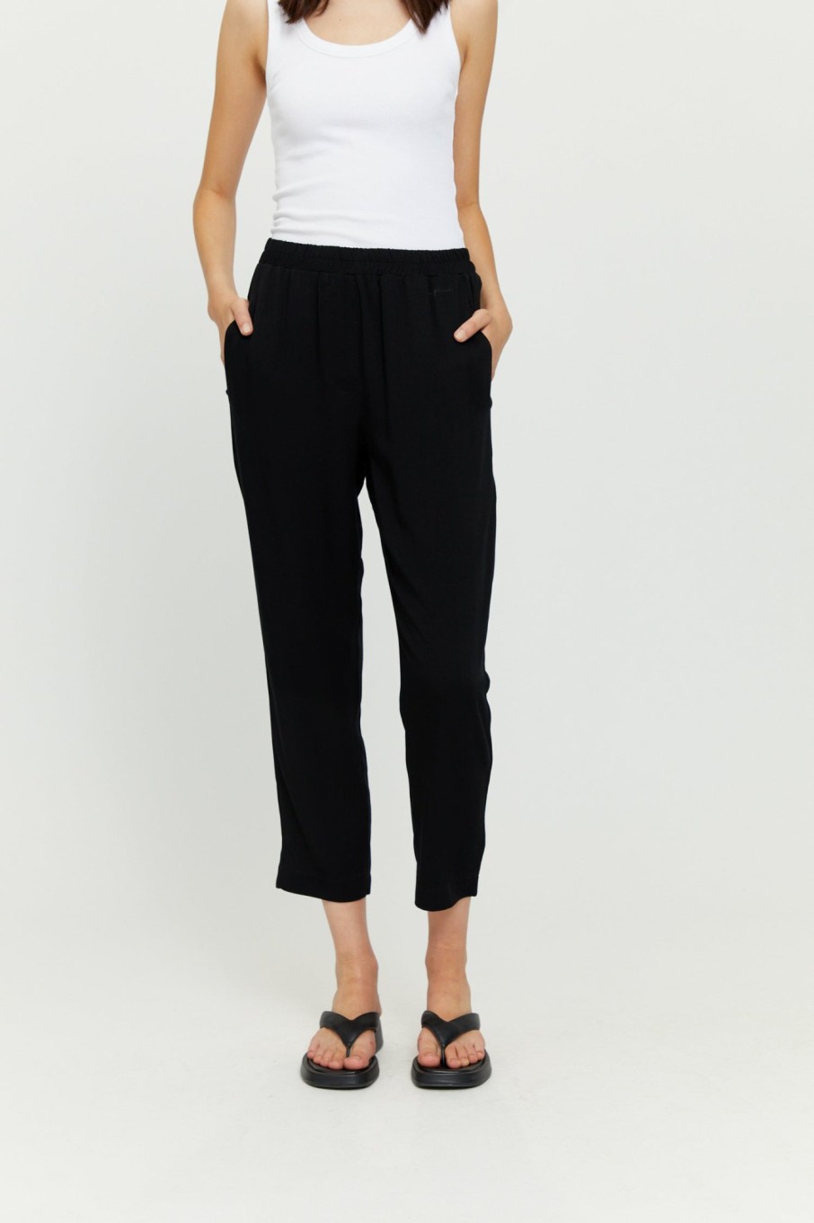 DAMEN Mazine | Gilya Pants Black